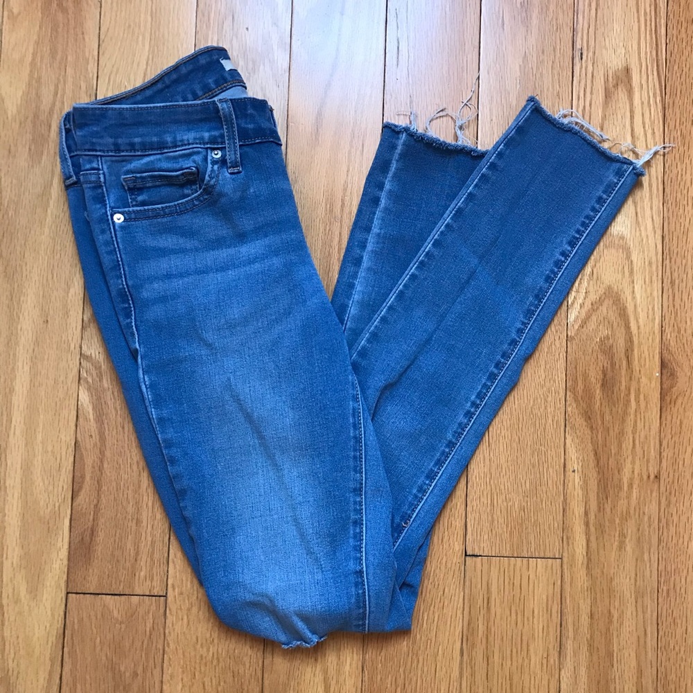 Levi’s 711 Skinny Jeans
